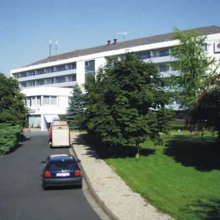 Hotel Neues Vogelsberg 3*